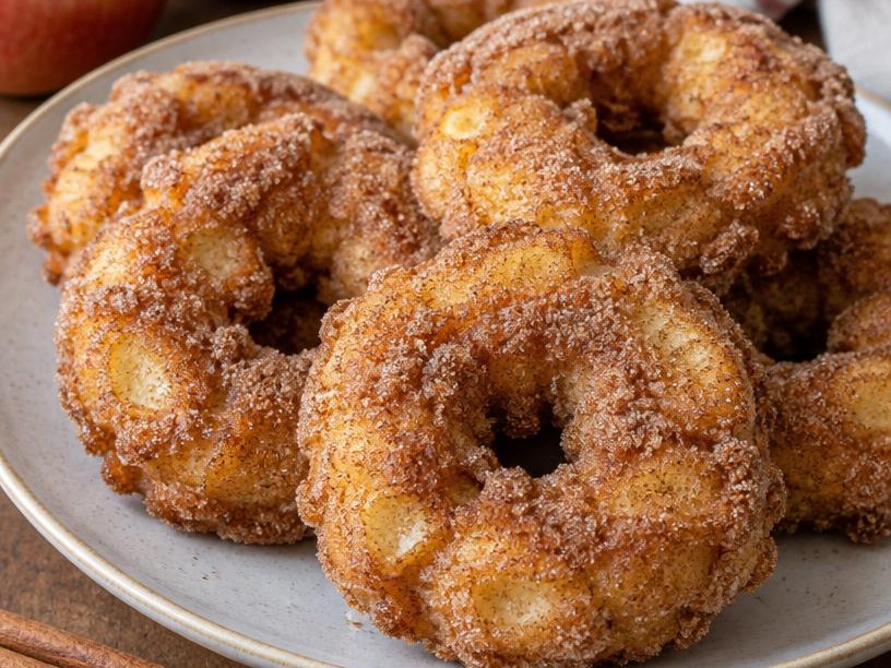 Rosquinhas de maçã com canela